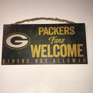 NWT NFL Packers Distressed Plaque